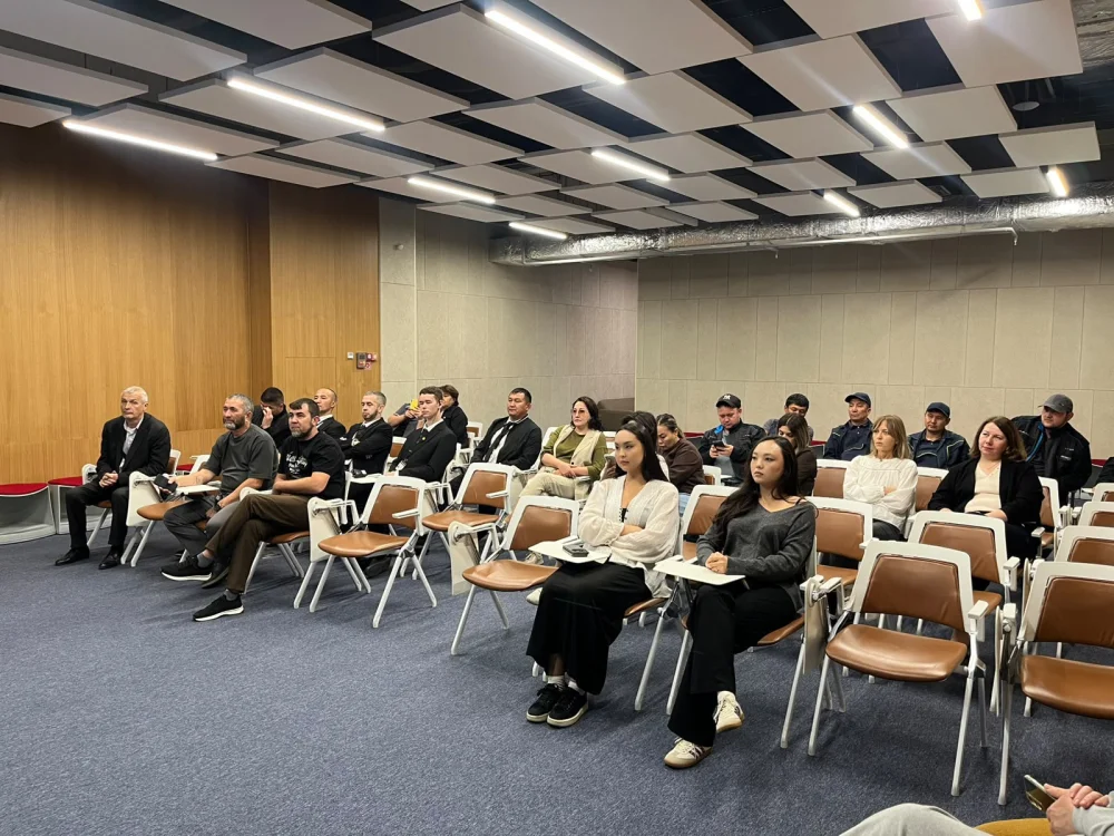 Қауіпсіздік туралы-барлық алаңдарда: Алматы ТЖД профилактикалық жұмысты күшейтуде — Фотосурет 6