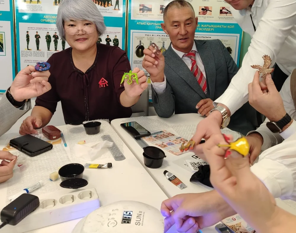 «Көркем еңбек сабақтарында жобалық оқыту әдістерін қолдану арқылы шығармашылық қабілеттерді дамыту» облыстық семинары — Фотосурет 4