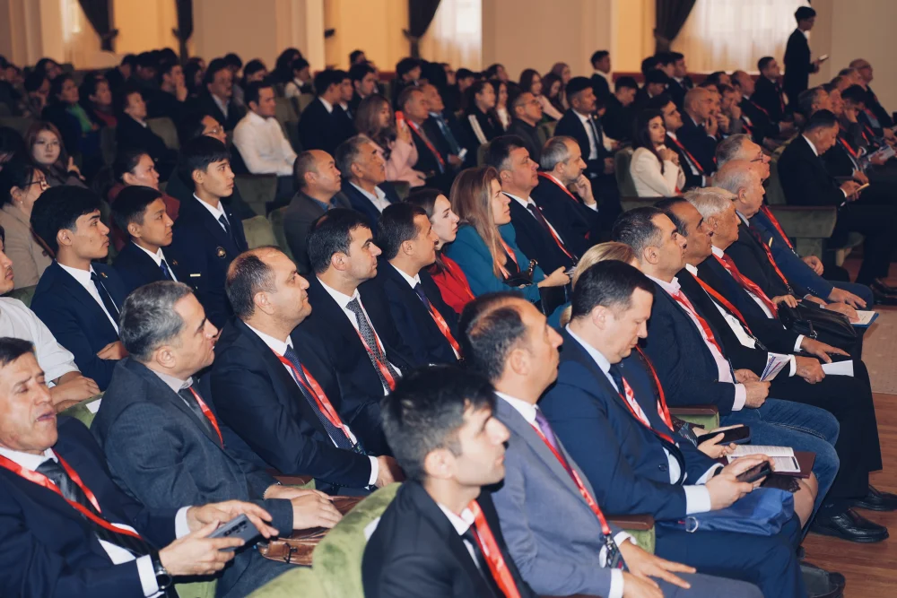 ҚР Ұлттық ғылым академиясында алғаш рет ТМД елдері ғалымдарының форумы өтті — Фотосурет 6
