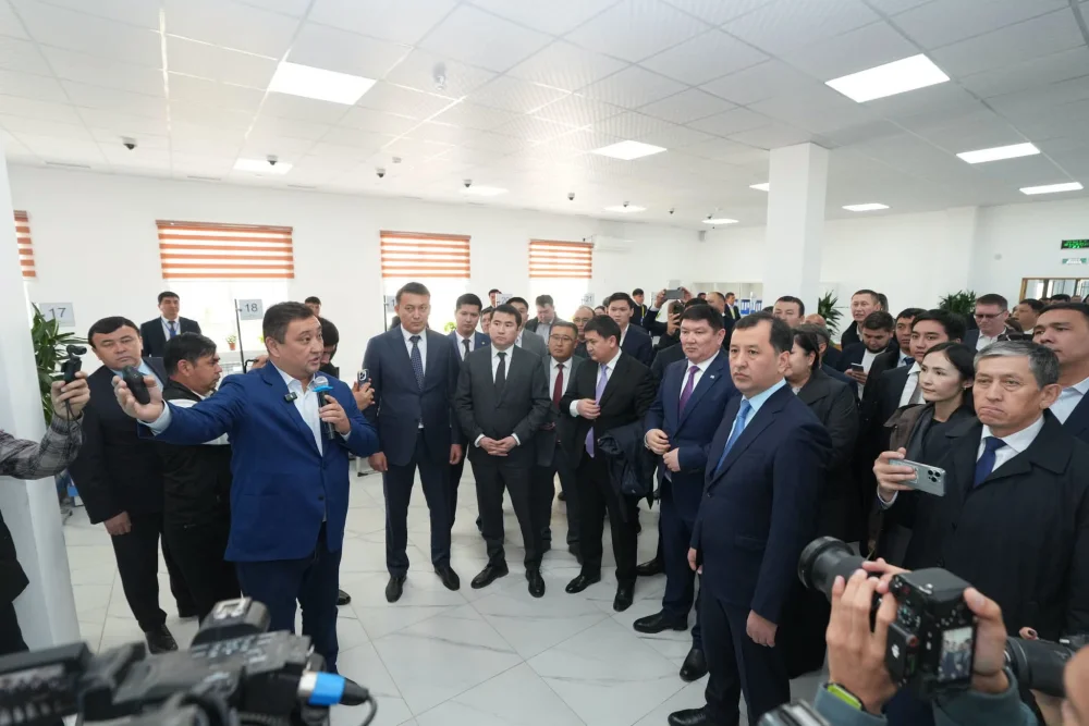 ҰЛТТЫҚ ЭКОНОМИКА ВИЦЕ-МИНИСТРІ МЕН ӨҢІРЛЕР ДЕЛЕГАЦИЯСЫ ТҮРКІСТАН ОБЛЫСЫНДА «АУЫЛДЫ ДАМЫТУ КОМАНДАСЫ» ЖОБАСЫМЕН ТАНЫСТЫ — Фотосурет 1