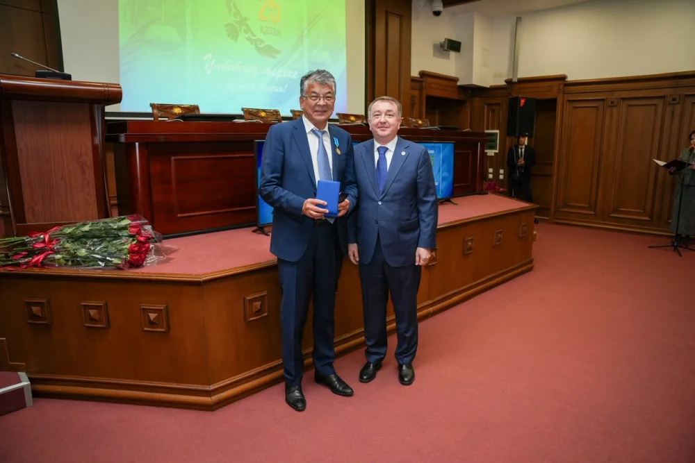 Қанат Бақытұлы "Ерен еңбегі үшін"медалімен наградталды — Фотосурет 1