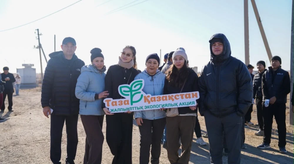 Кеңгір ауылындағы экологиялық акцияға 100-ге жуық адам қатысты — Фотосурет 1