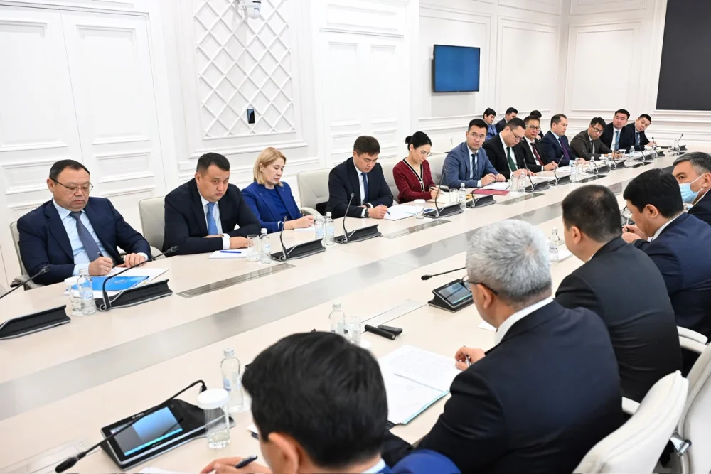 Дархан Сатыбалды Алматыдағы инфрақұрылымдық жобалардың жүзеге асырылуын бақылауды күшейтуді тапсырды — Фотосурет 8