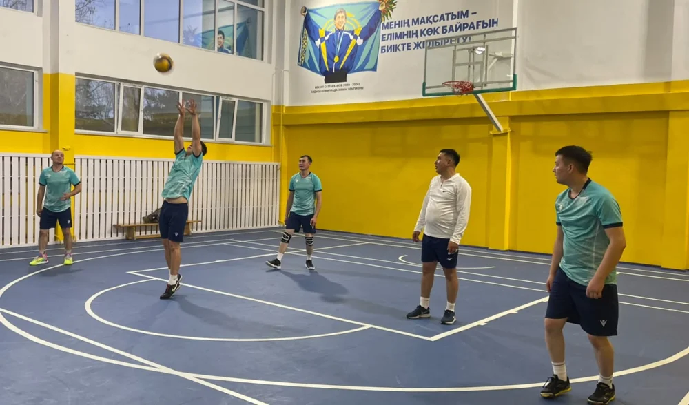 Спорт, командалық рух және жеңіске деген жігер: Павлодар облысы ТЖД-де волейболдан чемпионат өтуде — Фотосурет 3