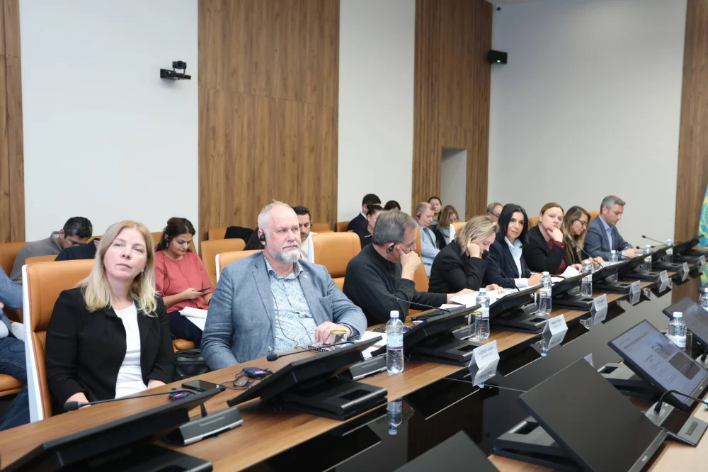 Маңғыстау өңірі Еуропа елдерімен инвестициялық және көлік-логистикалық ынтымақтастықты кеңейтуге мүдделі — Фотосурет 3