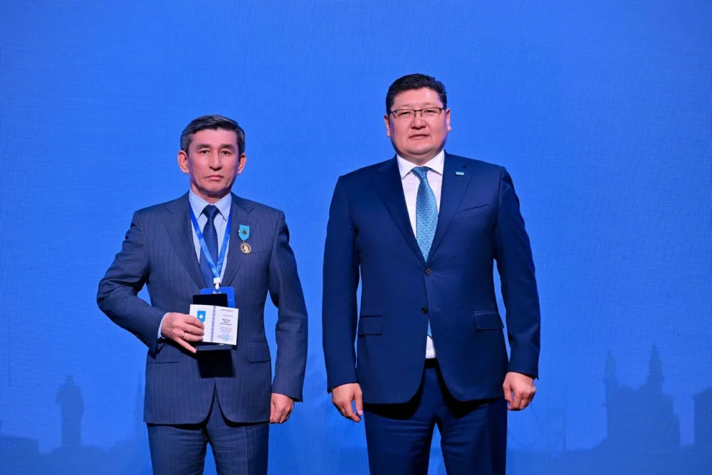 Абай облысында кәсіпкерлерге құрмет көрсетілді — Фотосурет 12