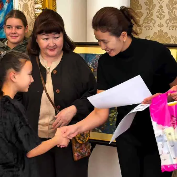 Республика күніне орай «Менің Қазақстаным - менің мақтанышым» атты қалалық балалар сурет байқауы өтті — Фотосурет 1