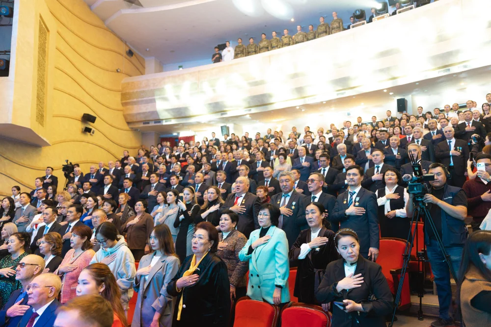 Қарағандыда Республика күніне арналған мерекелік концерт өтті. — Фотосурет 8