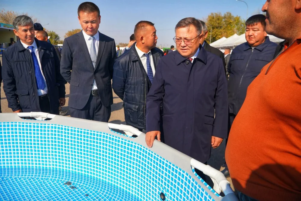 БӘЙДІБЕК: «АЛТЫН КҮЗ – 2026» АУЫЛ ШАРУАШЫЛЫҒЫ ЕҢБЕККЕРЛЕРІНІҢ КҮНІ АТАЛЫП ӨТТІ — Фотосурет 2