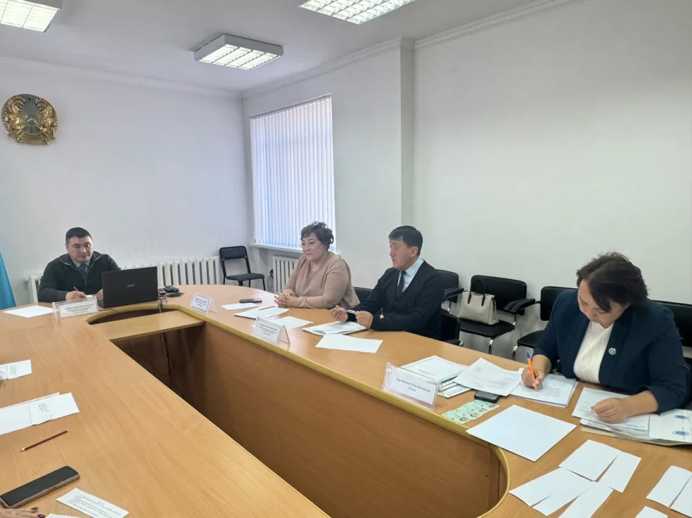 Әділет департаменті нотариаттық іс-әрекеттер жасауға уәкілетті тұлғаларды аттестациядан өткізді — Фотосурет 3
