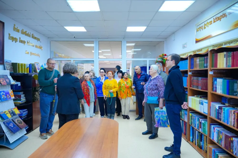 «Таза Қазақстан»: Астанада ағаш отырғызу науқаны өтті — Фотосурет 8