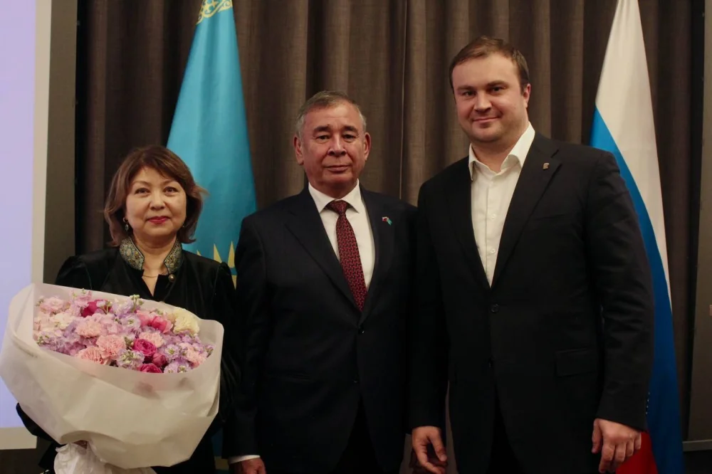 Қазақстан Республикасының күніне орай Омбыда салтанатты қабылдау өтті — Фотосурет 2