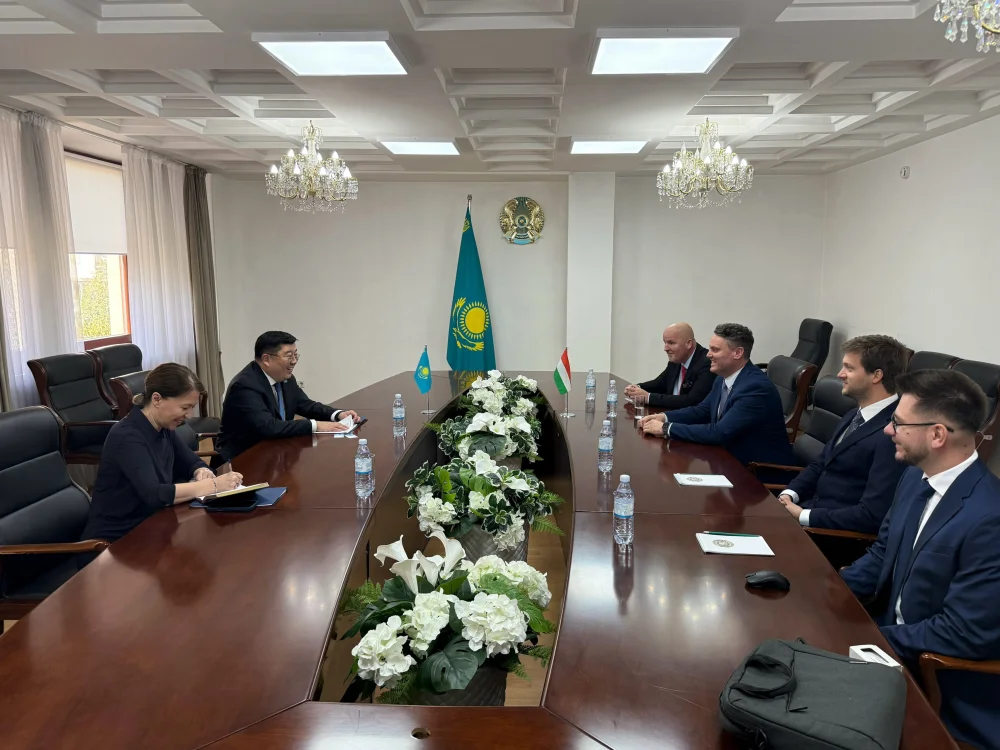 Қазақстан мен Мажарстан технологиялық ынтымақтастық мәселелерін талқылады — Фотосурет 2