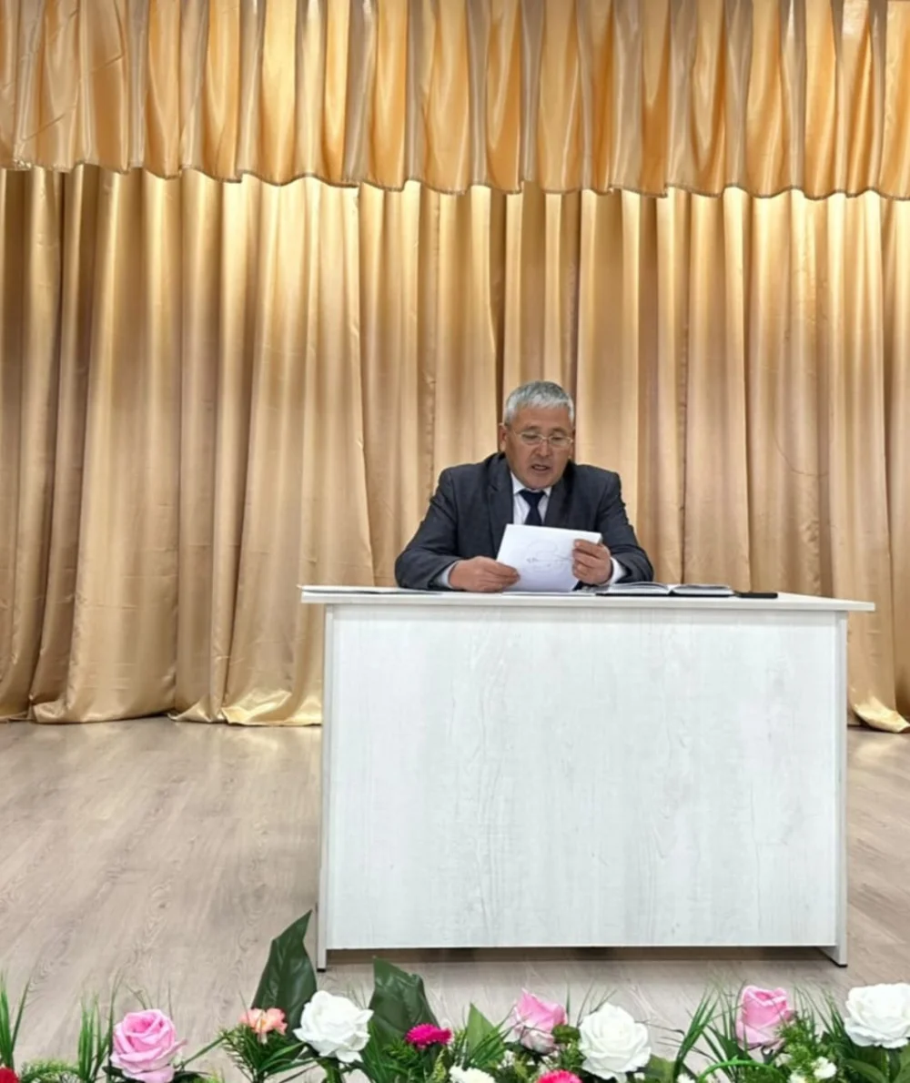 2026 жылдың 29 қазан күні Ақын Сара ауылдық округінің әкімі Бозов Шынарбек Касымович Ақын Сара ауылының тұрғындарымен кездесу өткізді. — Фотосурет 3
