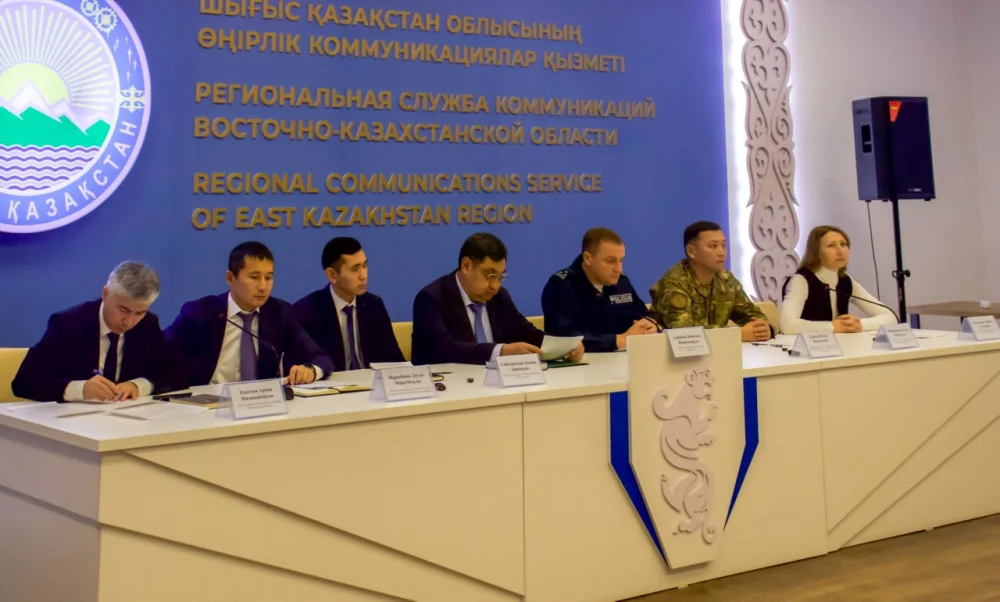 ШҚО-да қысқы маусымға дайындық: жол қызметтері мен полиция қауіпсіздік шараларын талқылады