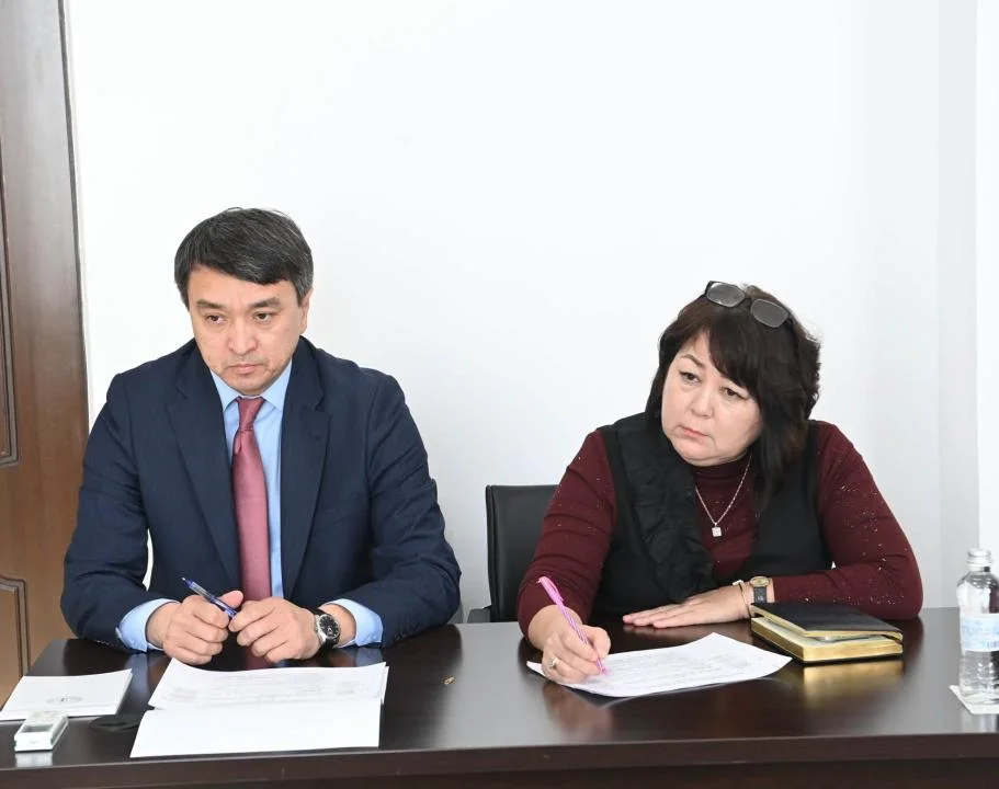 Жеке қабылдауда тұрғындардың өтініштері қаралды — Фотосурет 10