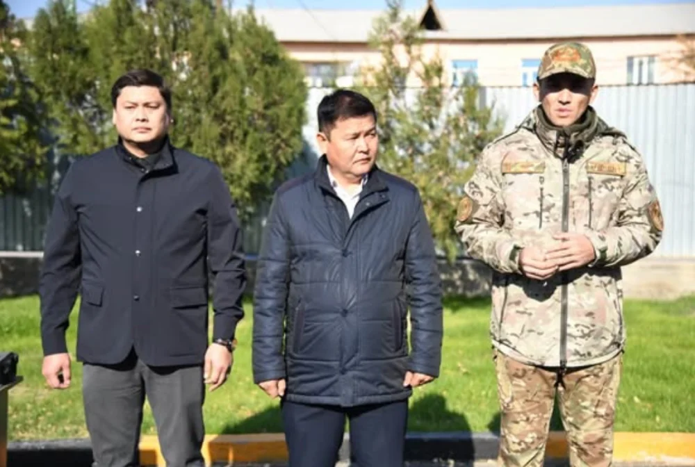ОТЫРАР АУДАНЫНДА ТҰРҒЫН ҮЙЛЕРДІҢ ӨРТ ҚАУІПСІЗДІГІ ТЕКСЕРІЛДІ — Фотосурет 1
