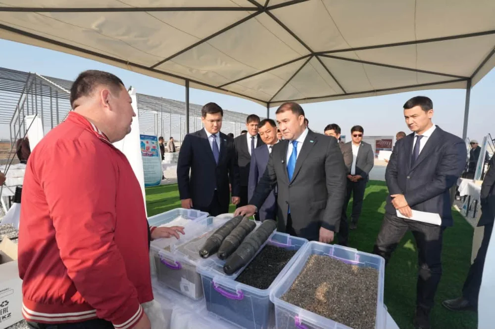 НҰРАЛХАН КӨШЕРОВ ЖЕТІСАЙ АУДАНЫНДАҒЫ ӨНДІРІСТІК ЖӘНЕ ИНДУСТРИЯЛЫҚ ЖОБАЛАРМЕН ТАНЫСТЫ — Фотосурет 2
