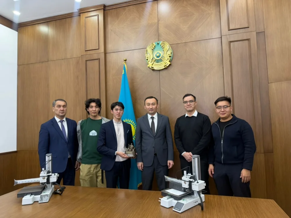 Ұлытау облысының білім беру ұйымдарына 100 3D-принтер сыйға тартылады — Фотосурет 2