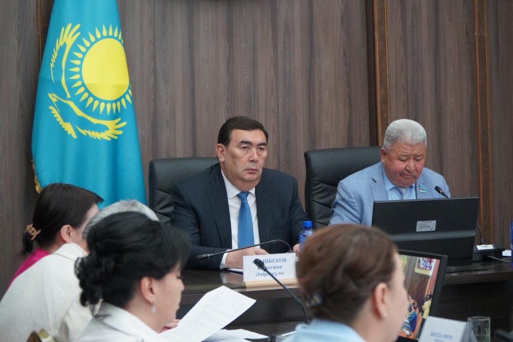 Тараз қалалық мәслихатының 41-сессиясы өтті