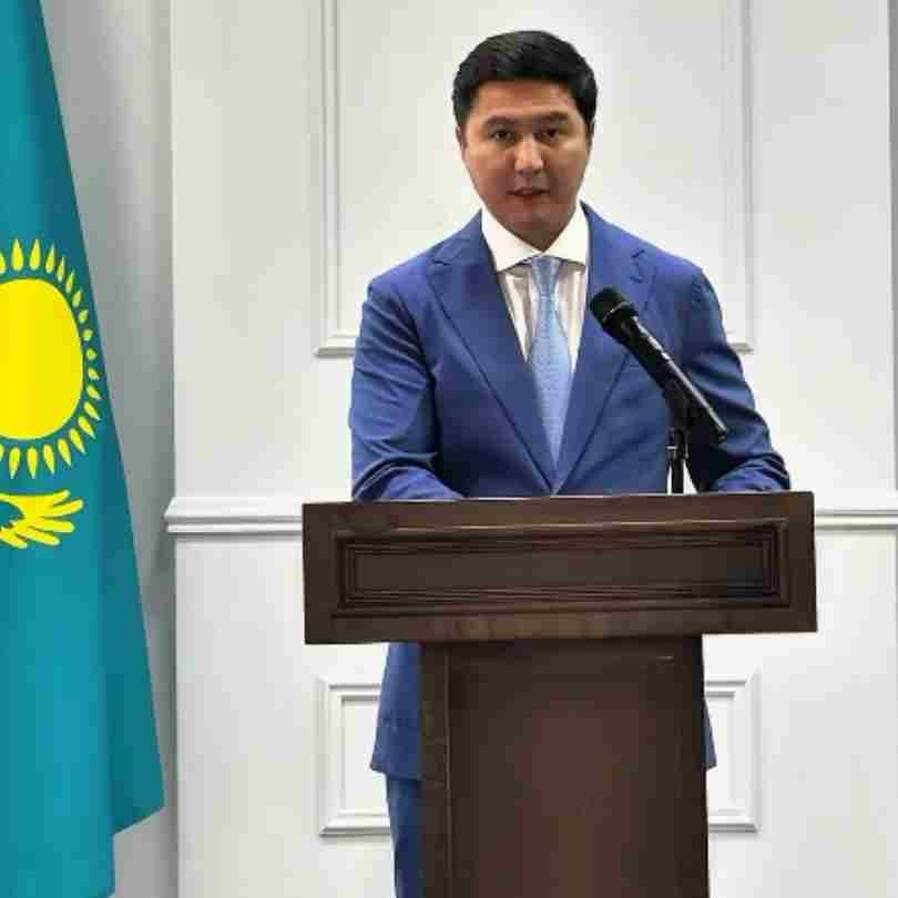 23 - маусым Мемлекеттік қызметші күні