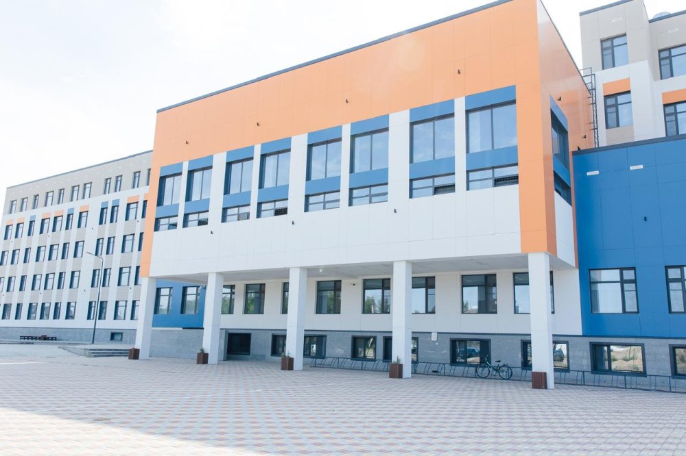 Болат Ақшолақов Атырау облысының әлеуметтік және агроөнеркәсіптік нысандарын аралады