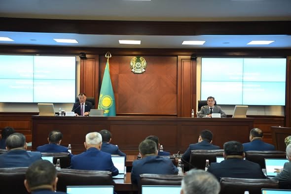 Облыстық мәслихаттың кезекті 34 сессиясы өтті