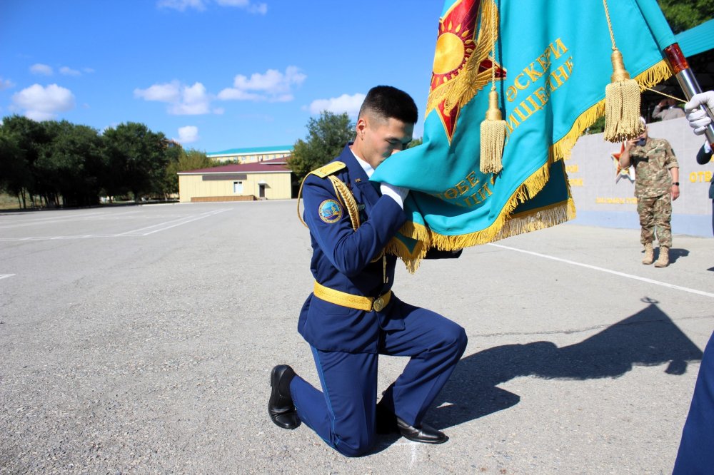 Медициналық қызмет офицерлері Әуе қорғанысы күштерінің әскери институтын бітірді