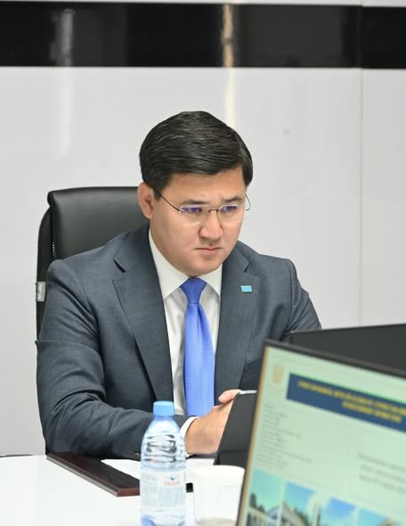 ӘЛЕУМЕТТІК ТҰРАҚТЫЛЫҚ ПЕН ДАМУ БАСЫМДЫҚТАРЫ ТАЛҚЫЛАНДЫ