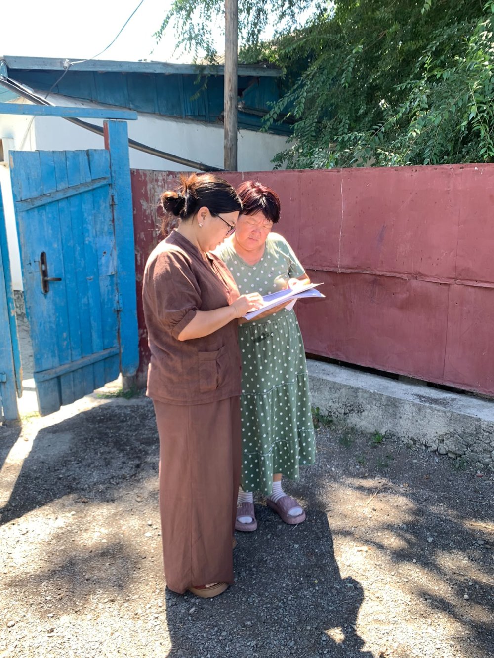 Алмалы ауылдық округі аумағында көлік құралдары салығы бойынша берешегі бар азаматтарды анықтау және салықтық берешекті өндіріп алу мақсатында рейдтік іс-шара ұйымдастырылды.