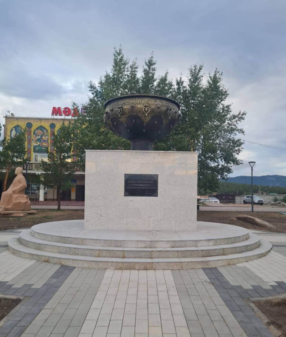 ТҮРКІСТАННАН БАЯНАУЫЛҒА ТАЙҚАЗАН МАКЕТІ СЫЙҒА ТАРТЫЛДЫ