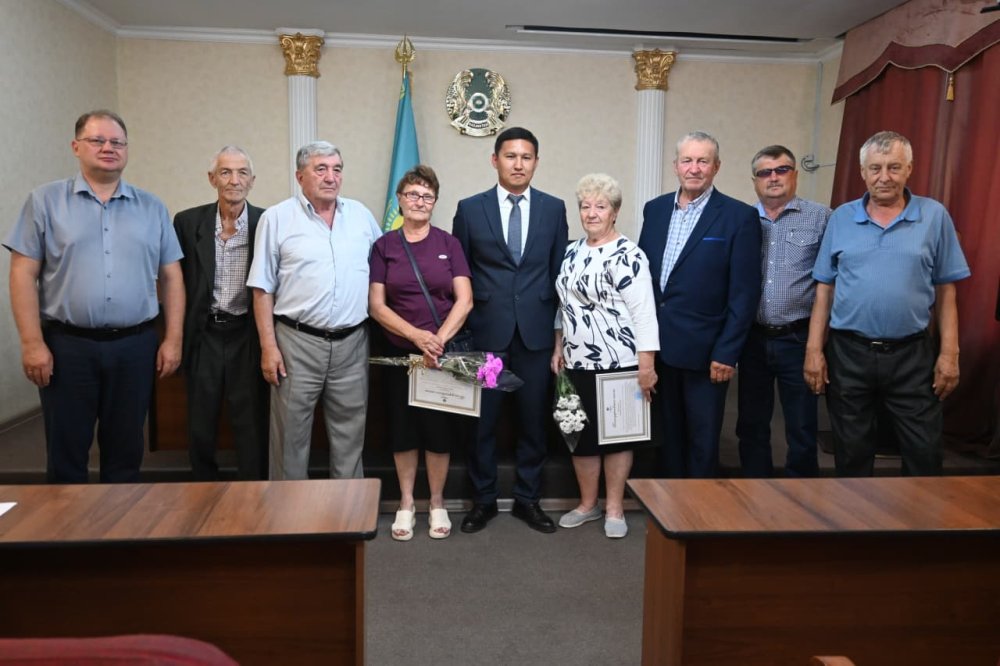 Сандықтау ауданында құрылыс саласының ардагерлеріне құрмет көрсетілді