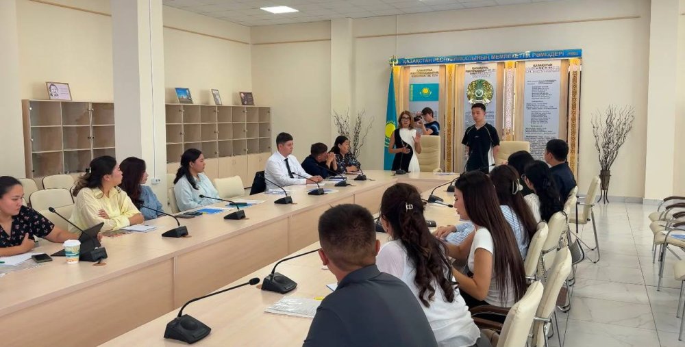 Ақтауда БАҚ өкілдеріне жасанды интеллекттің қыр-сырын игеруге бағытталған семинар басталды