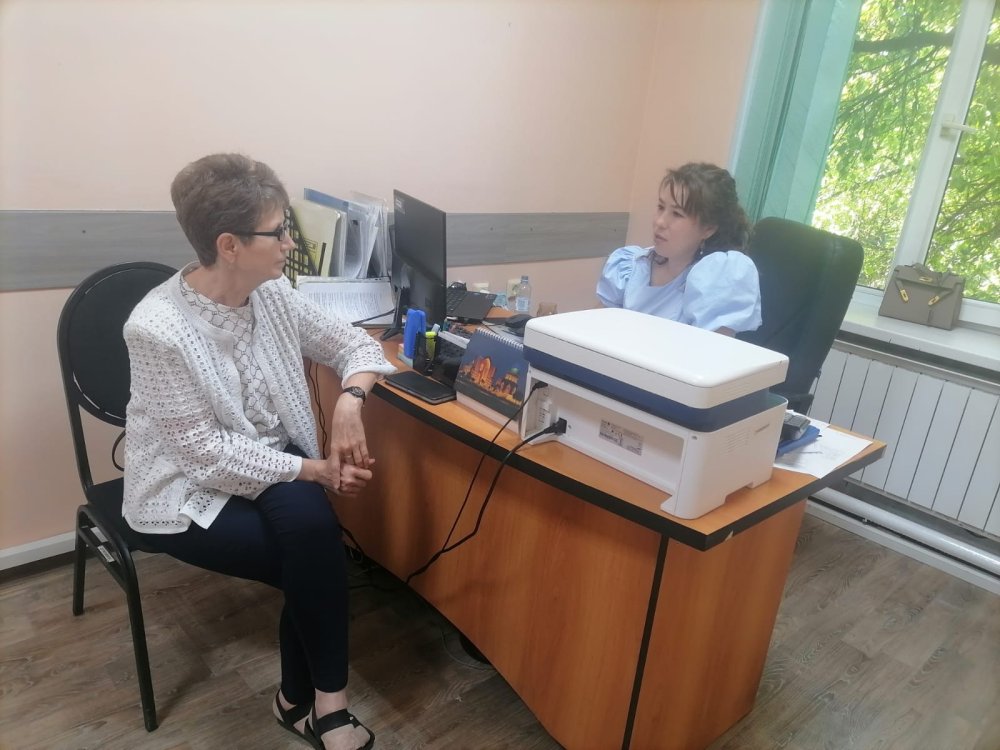 Арықбалық ауылдық округінде мемлекеттік қызмет көрсететін маманмен құқықтық жалпыға бірдей оқыту