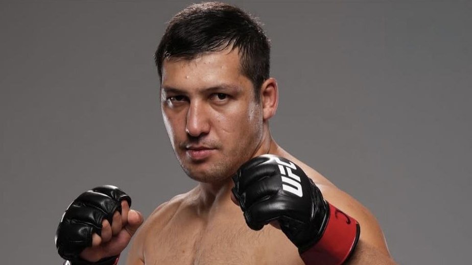 Қазақстандық әскери қызметші Лас-Вегаста өткен UFC турнирінде жеңіске жетті