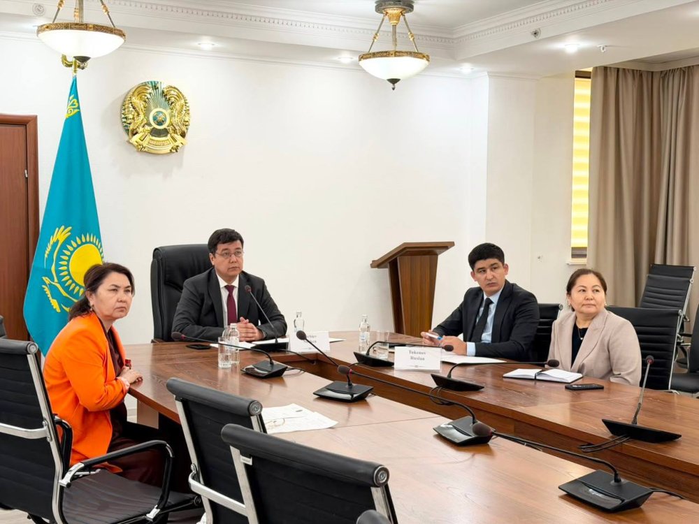 V Group және Antipollution компанияларының өкілдерімен кездесу