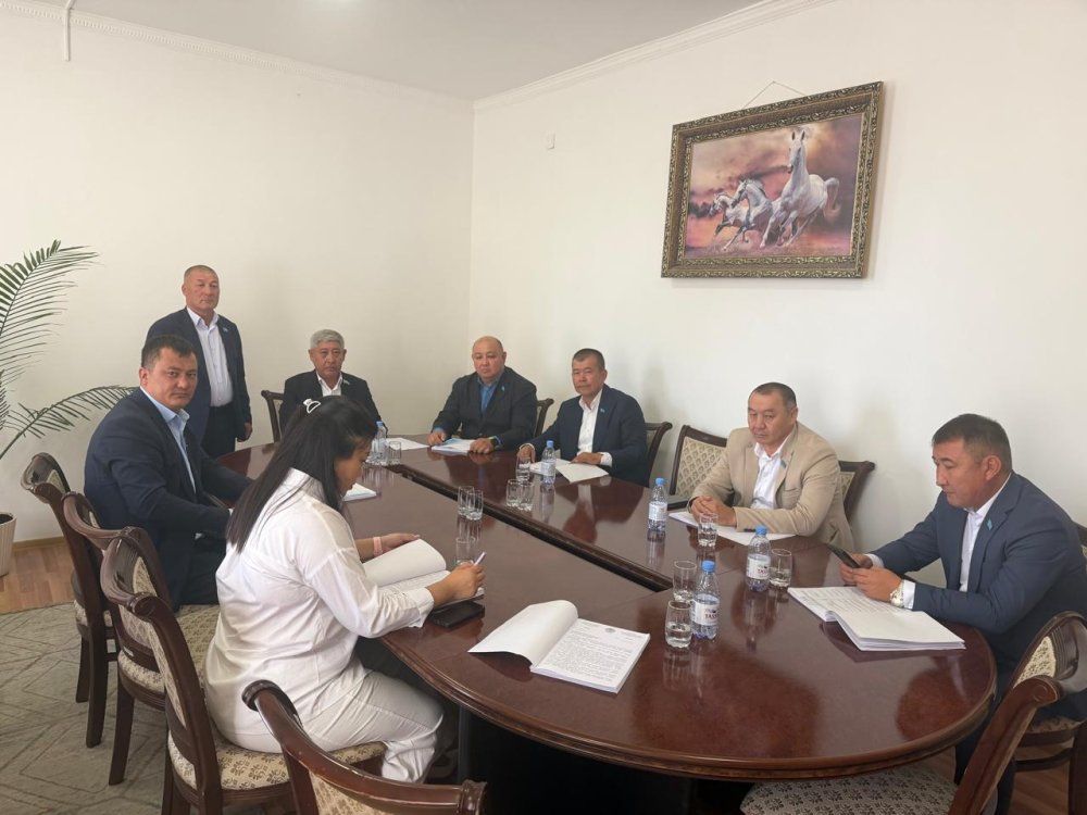 Жаңақорған ауданы мәслихатының кезектен тыс 49 сессиясы өтті.