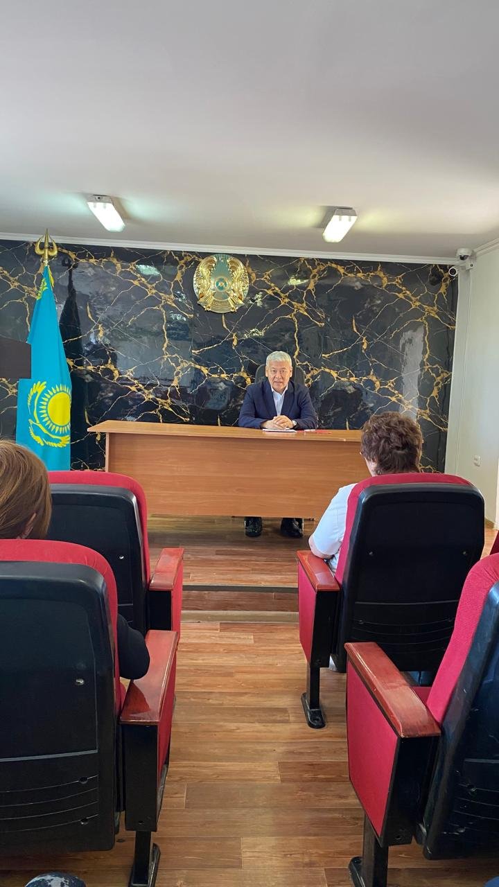 Ұлытау ауданының полиция бөлімінe барды