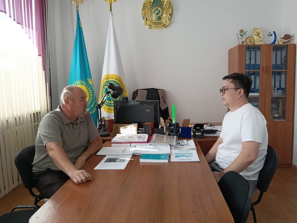 «Әділет» саяси партиясының өкілімен жұмыс кездесу