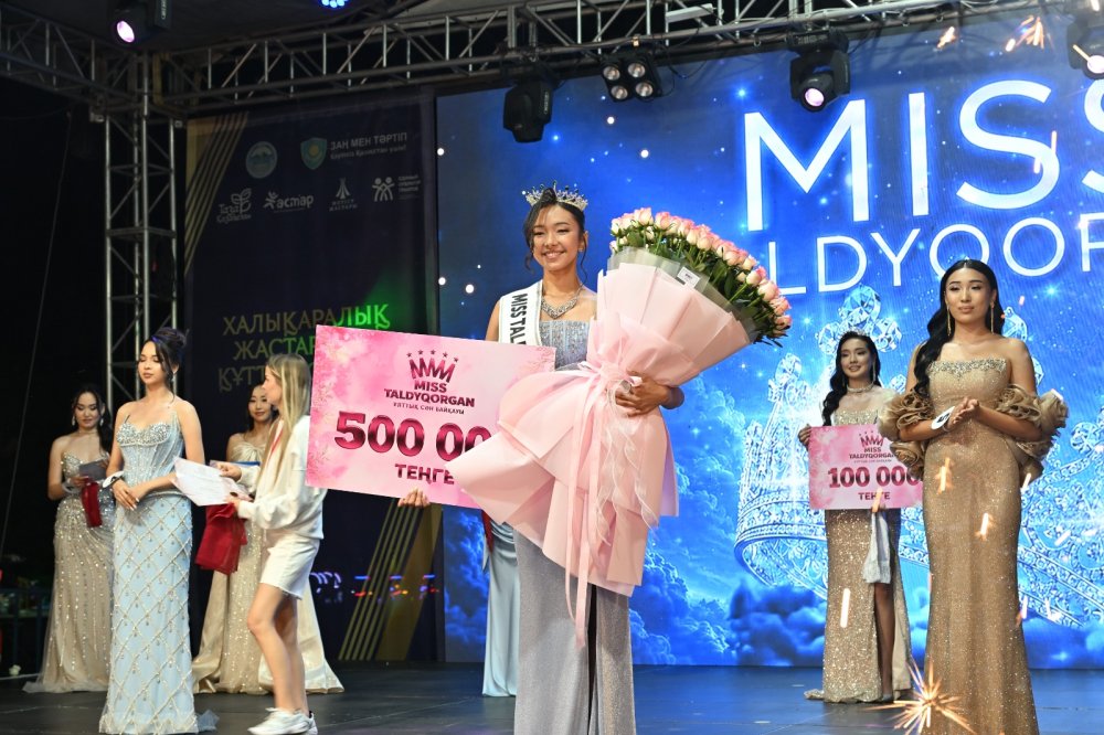 Малика Окапова «MISS TALDYQORGAN – 2026» сұлулық байқауының жеңімпазы атанды
