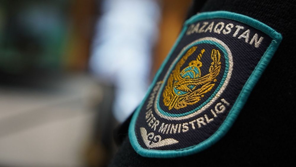 Полиция Степногорск полиция қызметкеріне қатысты күш қолдану фактісі бойынша сотқа дейінгі тергеуді бастады