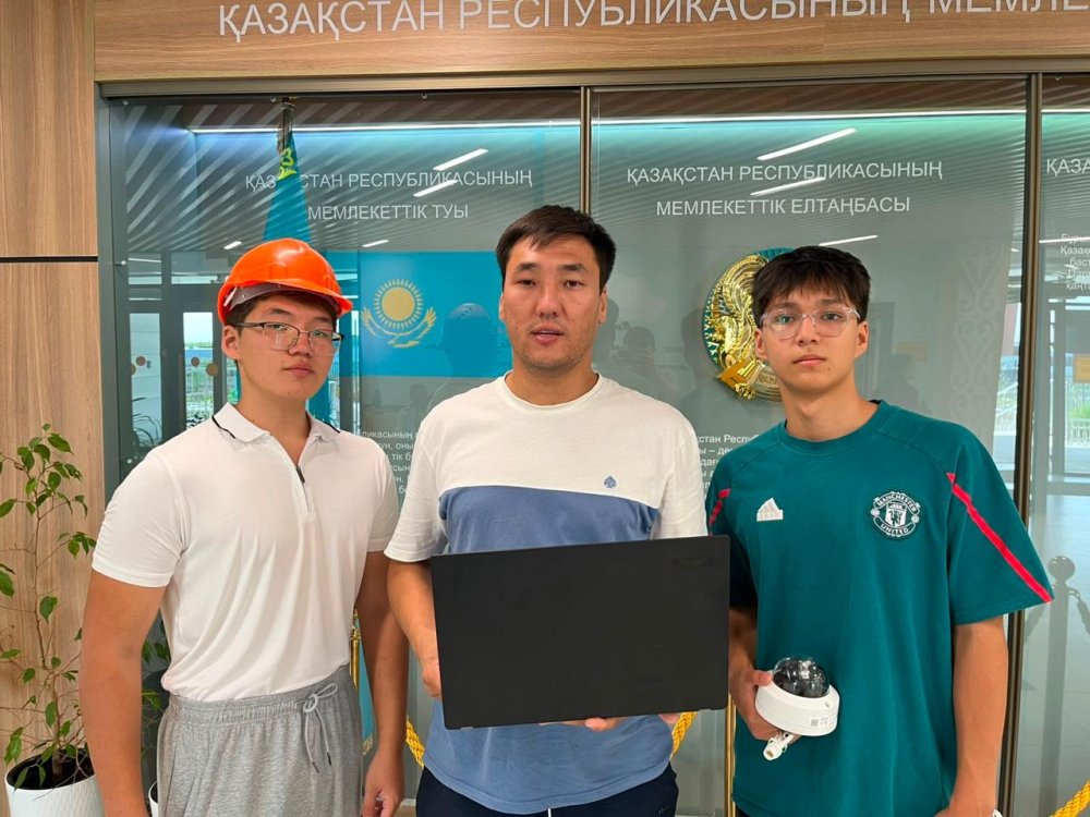 Келешек мектебінің оқушылары ЖИ көмегімен құқық бұзушылықтың алдын алу бағытында арнайы жобаны іске қосты