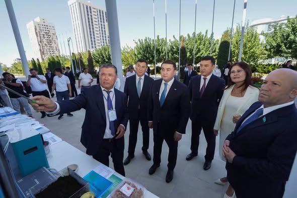 ТАМЫЗ КОНФЕРЕНЦИЯСЫ: ТҮРКІСТАНДА БІЛІМ САЛАСЫН ДАМЫТУДЫҢ БАСЫМ БАҒЫТТАРЫ БЕЛГІЛЕНДІ