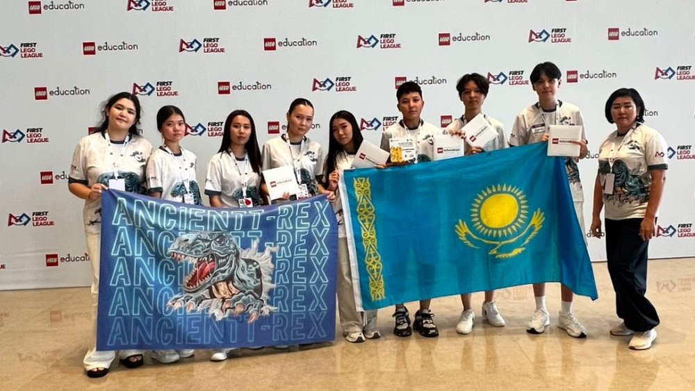Бейжіңдегі робототехника чемпионатында қарағандылық оқушылар үздіктер қатарынан көрінді