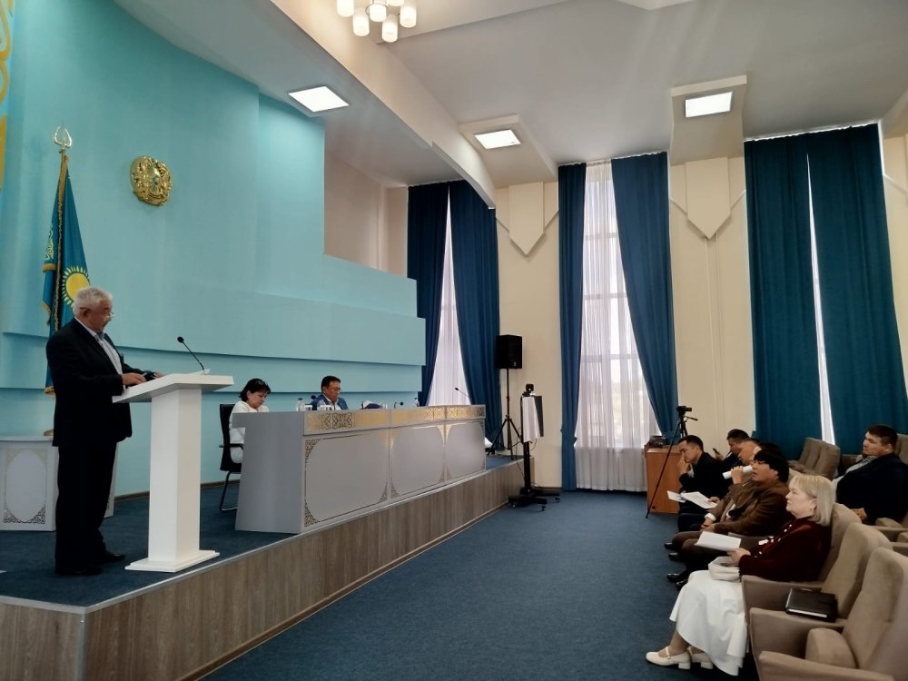 Бурабай аудандық мәслихатының тұрақты комиссиялары мен Қоғамдық кеңестің бірлескен отырысы өтті