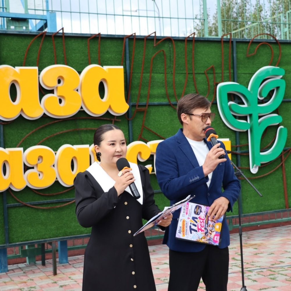 ҚАРҚАРАЛЫДА «ТІЛ-FEST» МЕРЕКЕЛІК ШАРАСЫ ДҮРКІРЕП ӨТТІ!
