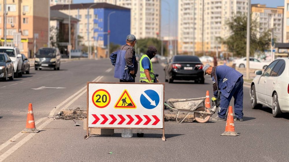 Тазалық және жөндеу: Ақтауда орталық жолдарды күтіп ұстау жұмыстары қарқынды