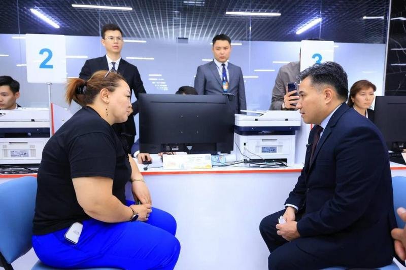 Еңбек және халықты әлеуметтік қорғау министрі Қарағандыдағы еңбек мобильділігі және әлеуметтік бейімдеу орталықтарының жұмысымен танысты