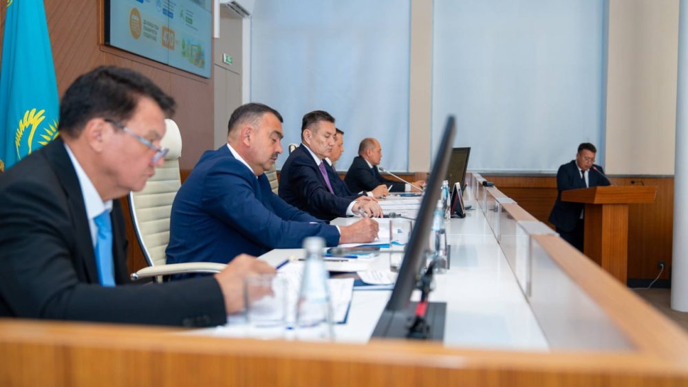 ШҚО-да өңірдің 1 жартыжылдықтағы әлеуметтік-экономикалық даму қорытындылары қаралып, жаңа міндеттер айқындалды