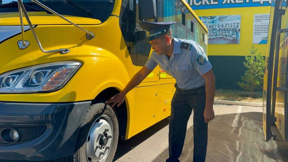 Қостанай облысында полиция оқушыларды тасымалдауға арналған автобустарды тексерді